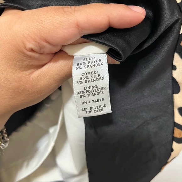 NWT Cache Silk Blend Knit Dress Size 2 Animal Print Bodycon. - Picture 13 of 14